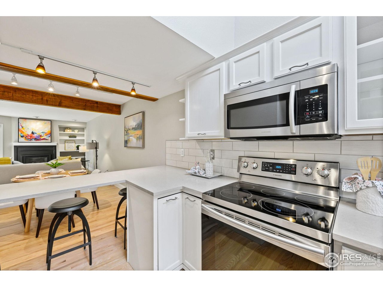 3074 Edison Court Boulder, CO 80301 - Photo 8 of 37 Custom breakfast counter