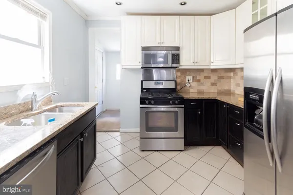 $3,600 | 928 South 18th Street, Philadelphia, PA 19146