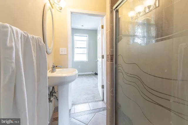 $3,600 | 928 South 18th Street, Philadelphia, PA 19146