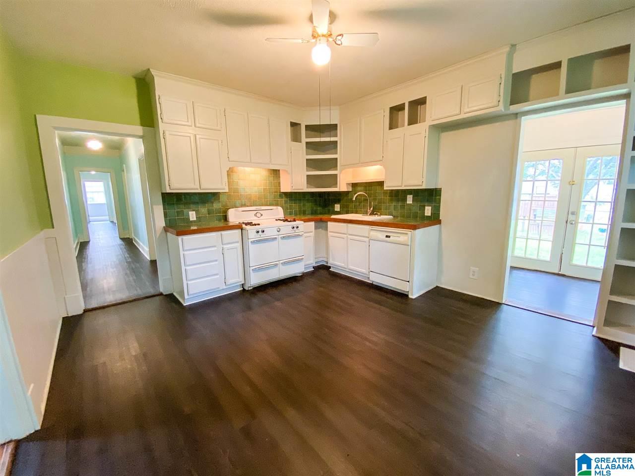 211 Alexander Street Talladega, AL 35160 - Photo 6 of 29