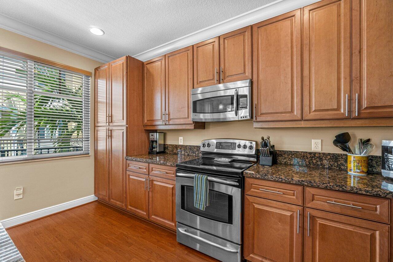 3816 Northwest 5th Terrace Boca Raton, FL 33431 - Photo 3 of 36 012-3816Northwest5thTerrace-BocaRaton-FL