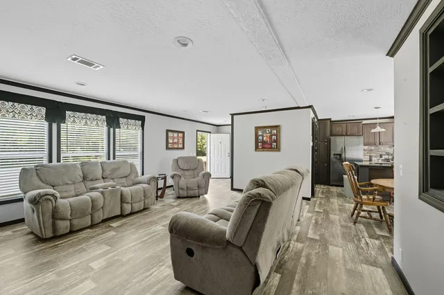 $270,000 | 225 Connection Lane, St. Stephen, SC 29479