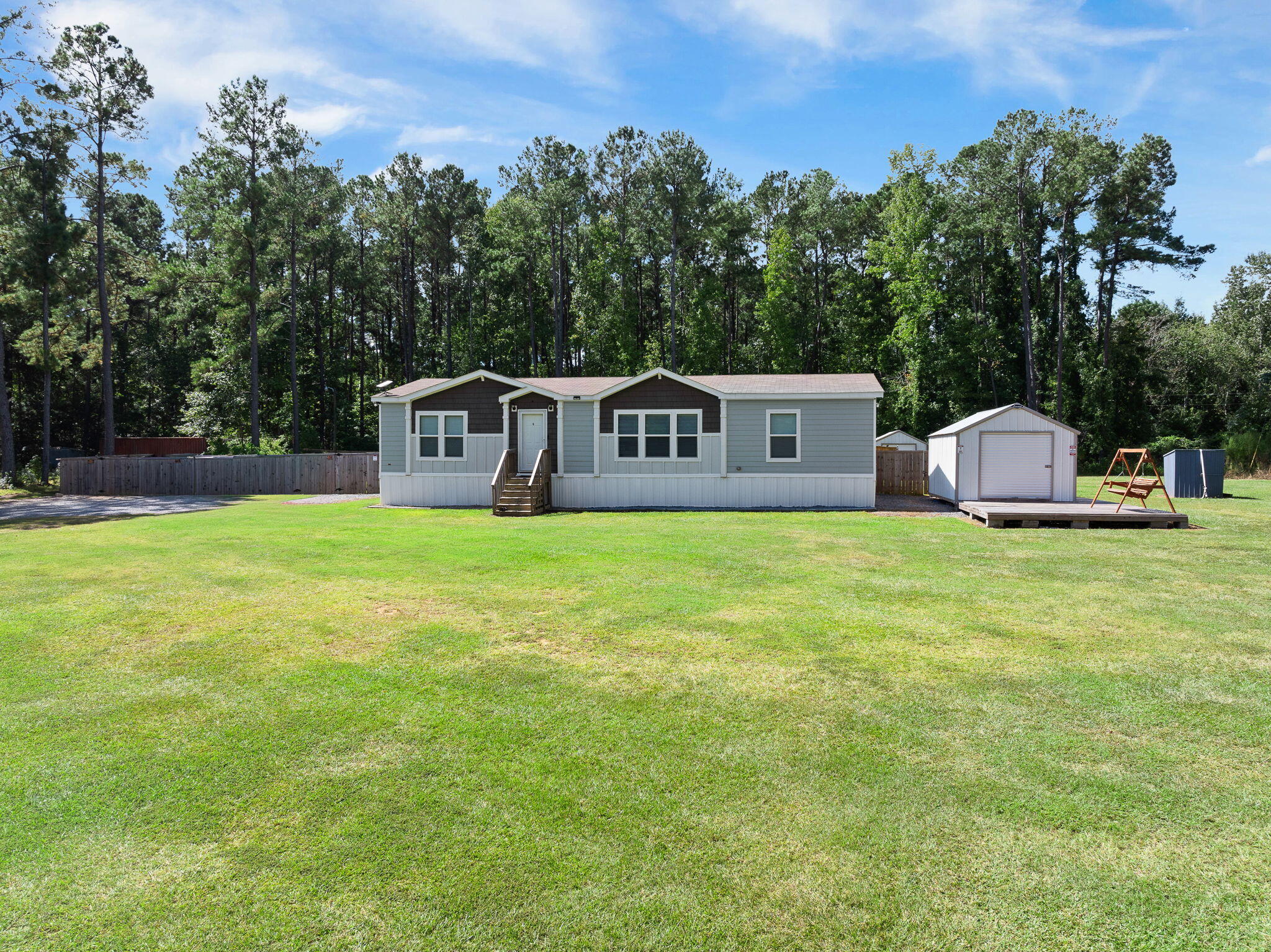 225 Connection Lane St. Stephen, SC 29479 - Photo 3 of 41 2-web-or-mls-Barclay Media Co_-5 (1)