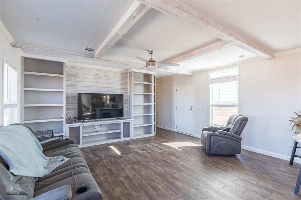 11682 County Road 434 Merkel, TX 79536 - Photo 24 of 37 a living room with furniture and a flat screen tv