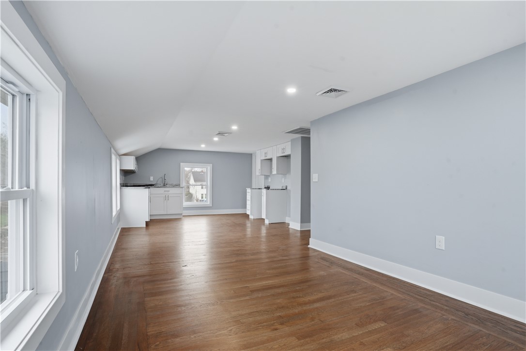 188 Greene Lane Middletown, RI 02842 - Photo 20 of 38