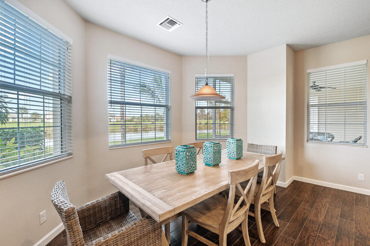 159 Tresana Boulevard, Unit 113 Jupiter, FL 33478 - Photo 13 of 64 Dining Area