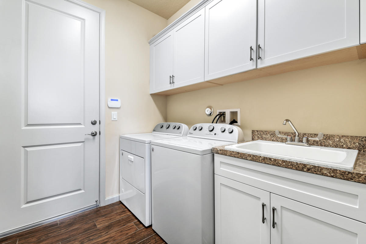 159 Tresana Boulevard, Unit 113 Jupiter, FL 33478 - Photo 25 of 64 Separate Laundry Room