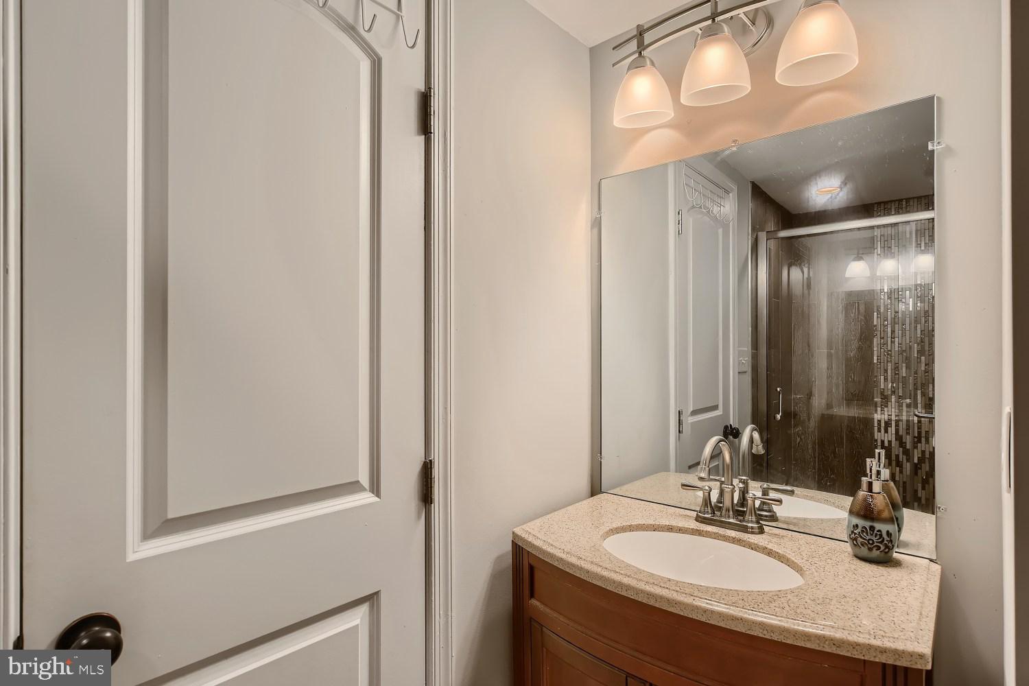3633 Greenvale Road Baltimore, MD 21229 - Photo 19 of 27 Gallery Image 19