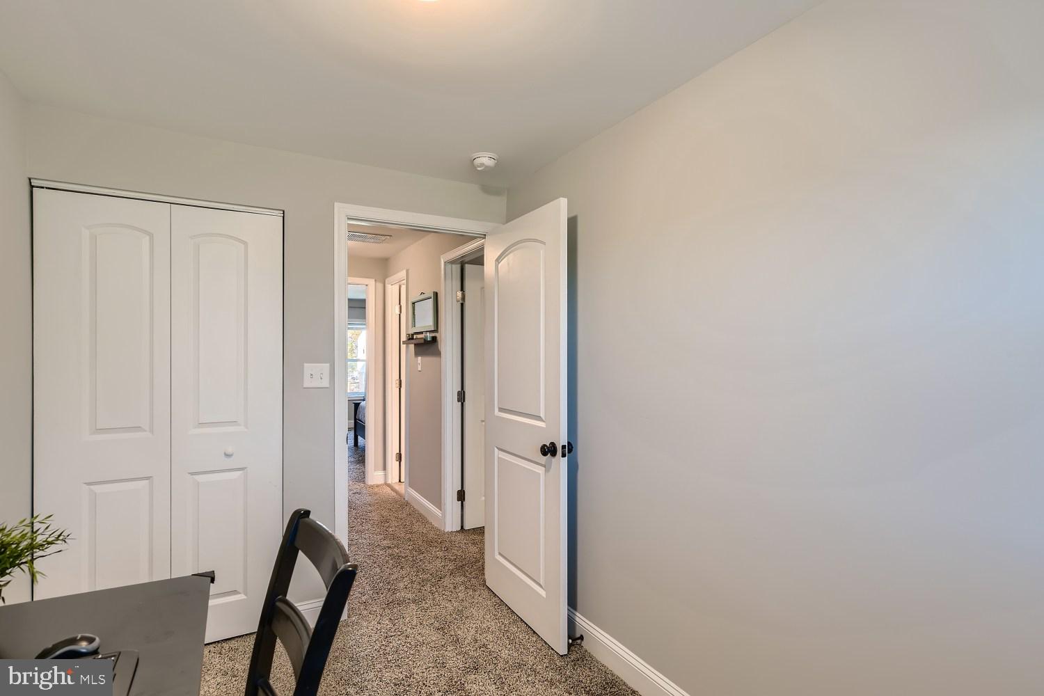 3633 Greenvale Road Baltimore, MD 21229 - Photo 9 of 27 Gallery Image 9