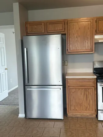 $2,200 | 1426 Crimson Way, Walled Lake, MI 48390