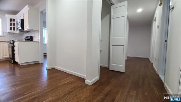 $3,690 | 118 Brinkerhoff Avenue, Unit 1, Palisades Park, NJ 07650