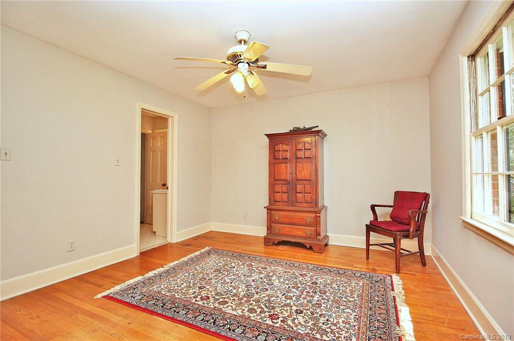 7111 Thermal Road Charlotte, NC 28211 - Photo 14 of 34 Gallery Image 14