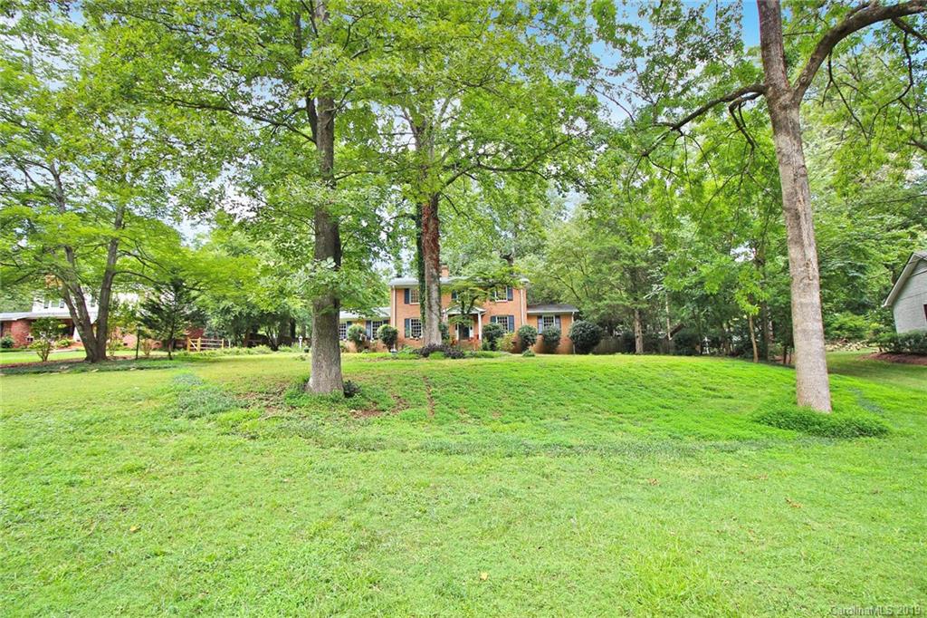 7111 Thermal Road Charlotte, NC 28211 - Photo 3 of 34 Gallery Image 3