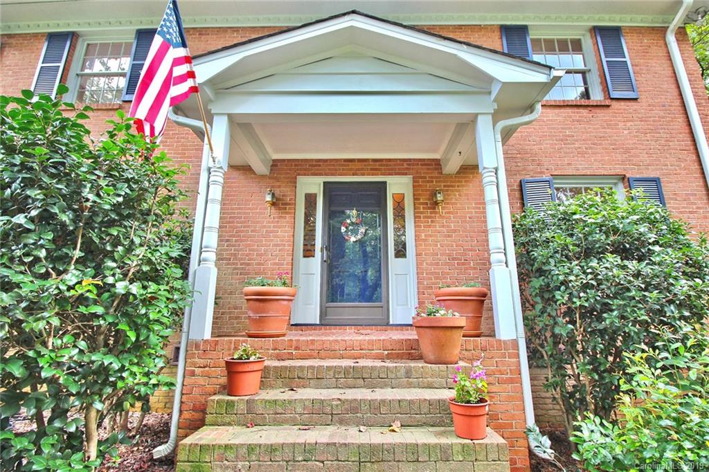 7111 Thermal Road Charlotte, NC 28211 - Photo 4 of 34 Gallery Image 4
