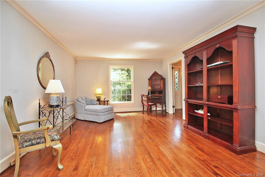 7111 Thermal Road Charlotte, NC 28211 - Photo 6 of 34 Gallery Image 6