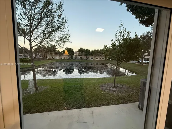 $2,700 | 8530 West Southgate Shores Circle, Unit 1, Tamarac, FL 33321