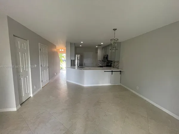 $2,700 | 8530 West Southgate Shores Circle, Unit 1, Tamarac, FL 33321