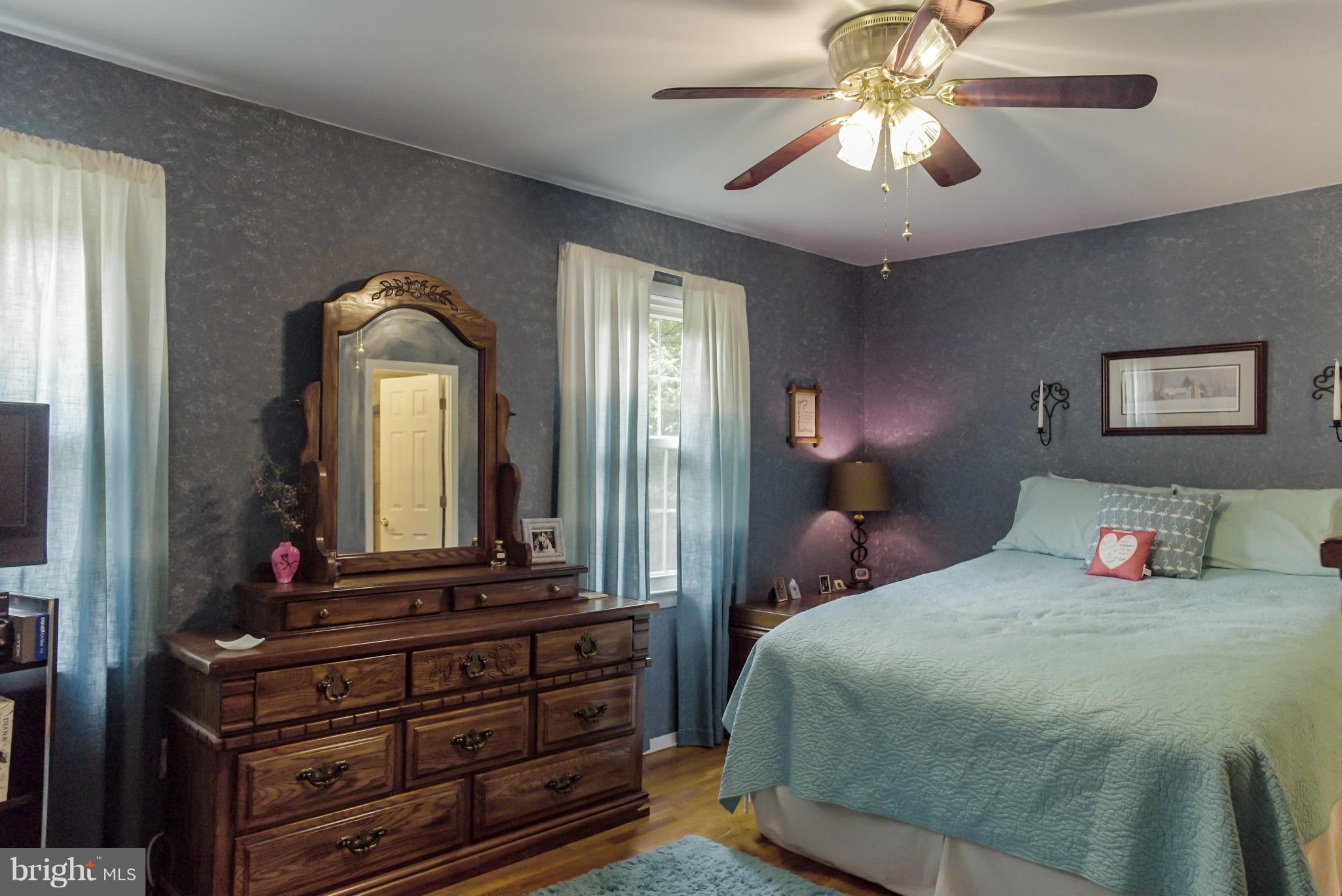 19009 Staleybridge Road Germantown, MD 20876 - Photo 17 of 29 Bedroom (Master)