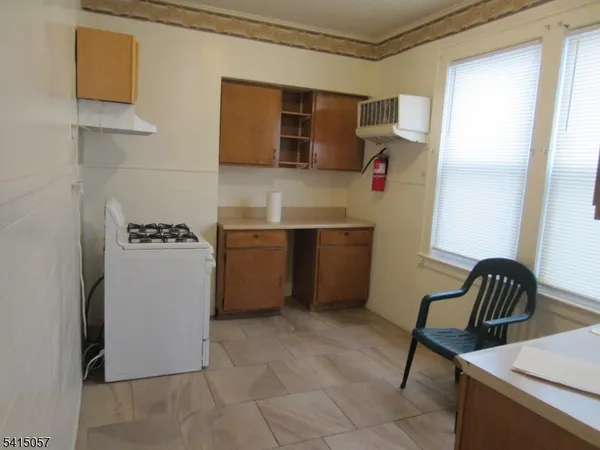 $1,950 | 94 Campfield Street, Irvington, NJ 07111