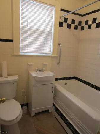 $1,950 | 94 Campfield Street, Irvington, NJ 07111