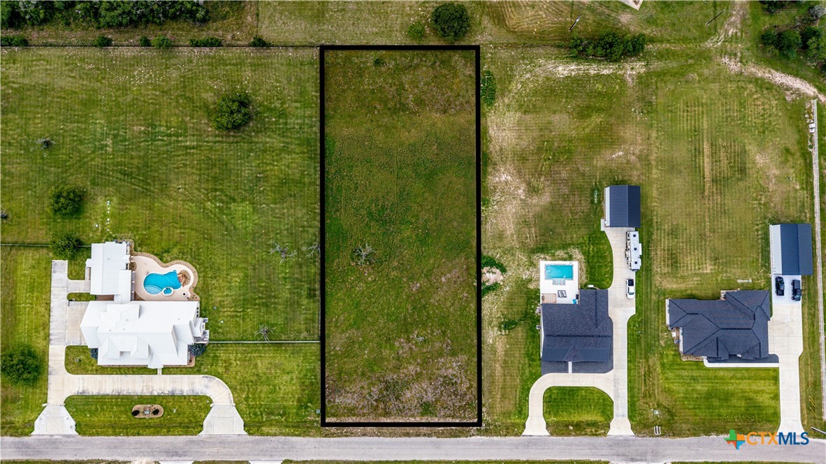 94 Sendera Loop Victoria, TX 77904 - Photo 10 of 18