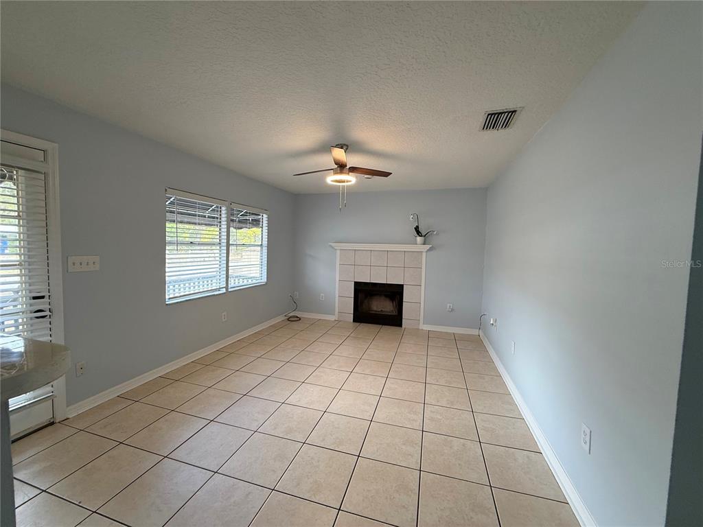 11535 Pala Verda Avenue Leesburg, FL 34788 - Photo 5 of 15