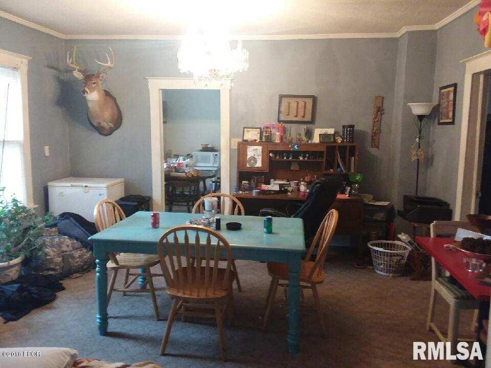 412 West Reed Street Benton, IL 62812 - Photo 3 of 19