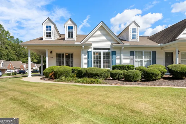 $375,000 | 1017 Pinehurst Drive, Peachtree City, GA 30269