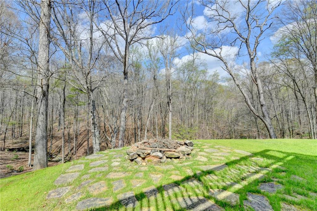 2435 Southers Circle Suwanee, GA 30024 - Photo 17 of 40