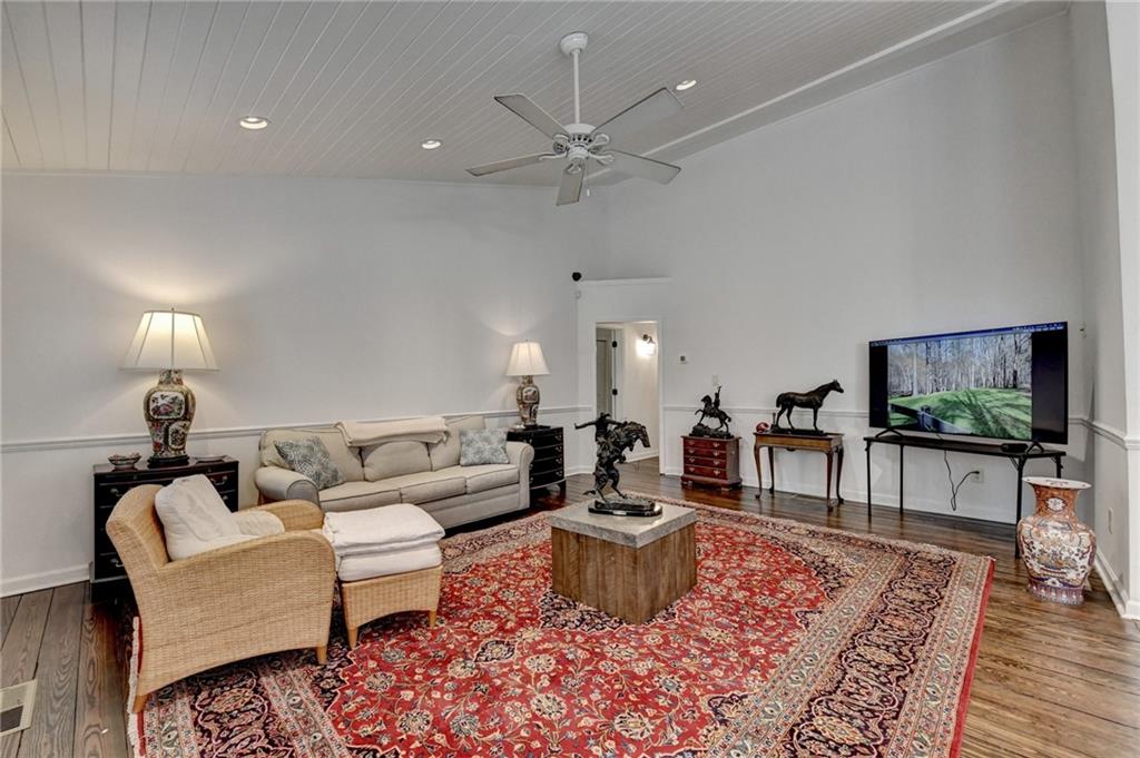 2435 Southers Circle Suwanee, GA 30024 - Photo 28 of 40