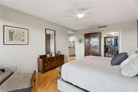 $849,000 | 700 Park Regency Place Northeast, Unit 1501, Atlanta, GA 30326