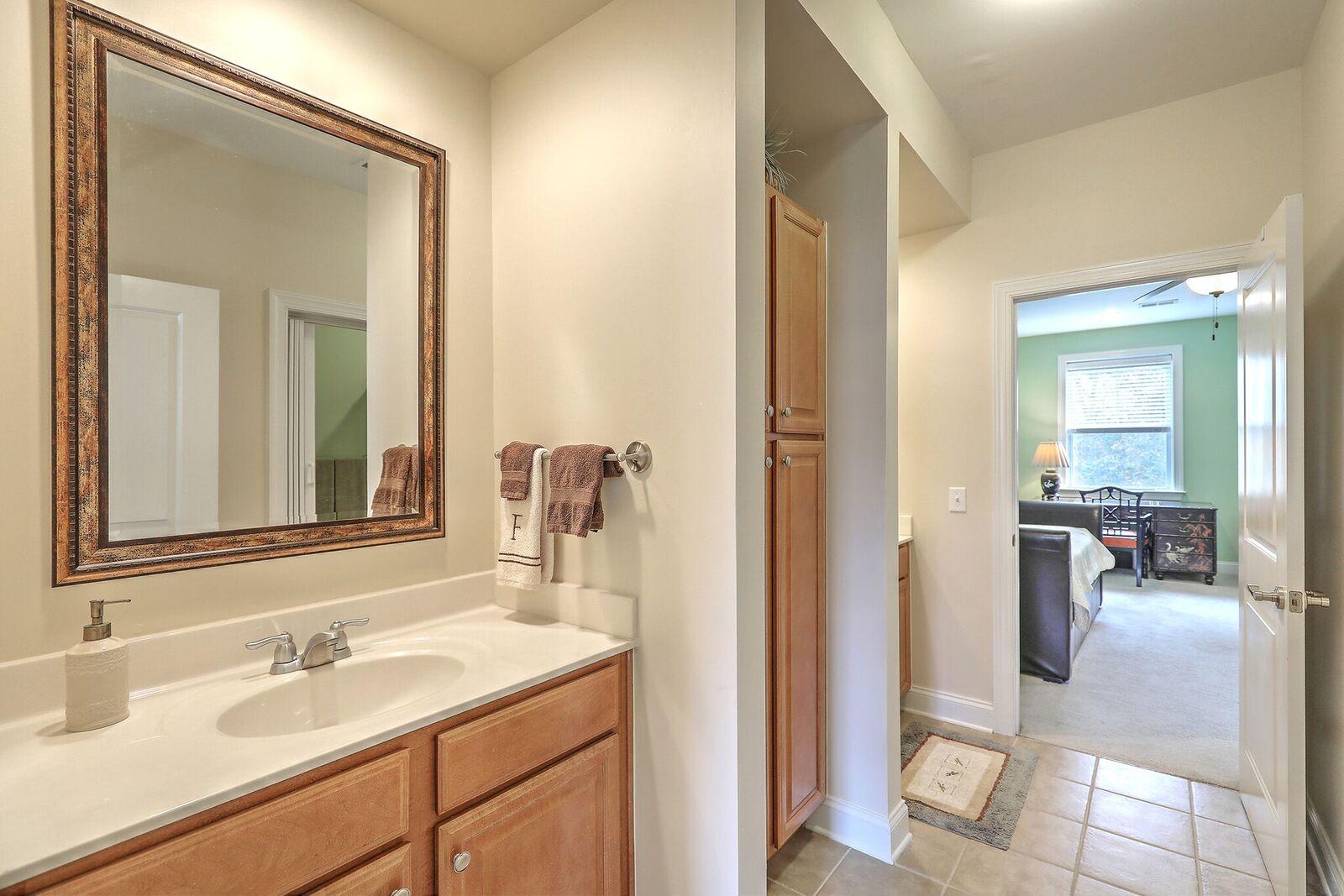 1167 Dingle Road Mount Pleasant, SC 29466 - Photo 17 of 23 Jack and Jill Bath