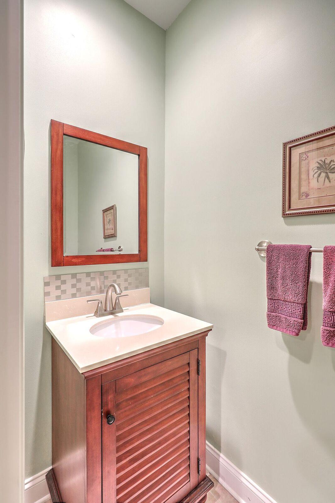 1167 Dingle Road Mount Pleasant, SC 29466 - Photo 20 of 23 Main Level Half Bath