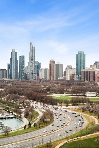 $233,000 | 195 North Harbor Drive, Unit 207, Chicago, IL 60601