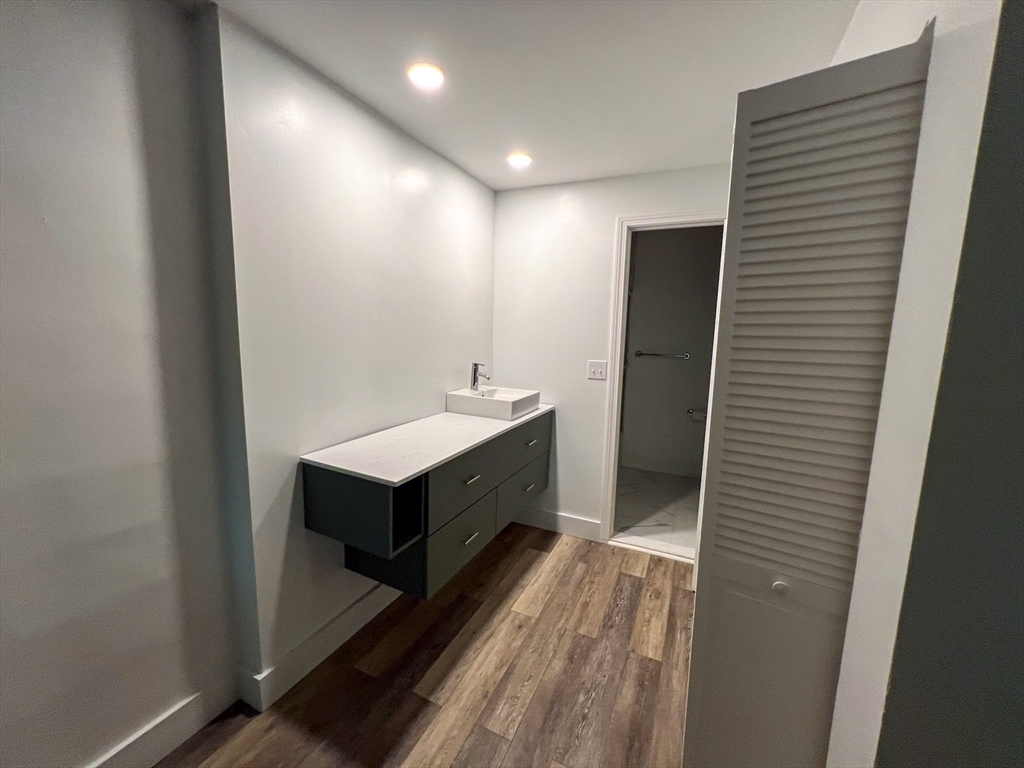 915 Edgell Road, Unit 67 Framingham, MA 01701 - Photo 5 of 11