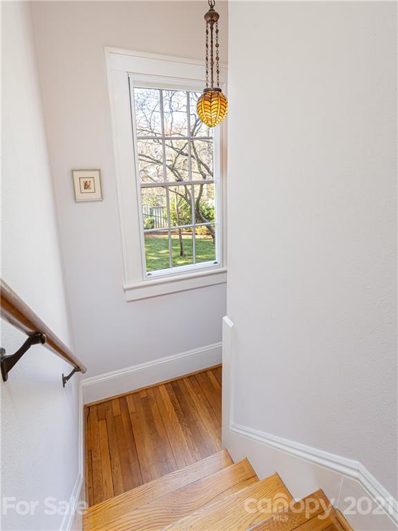 26 Normandy Road Asheville, NC 28803 - Photo 16 of 46 Gallery Image 16