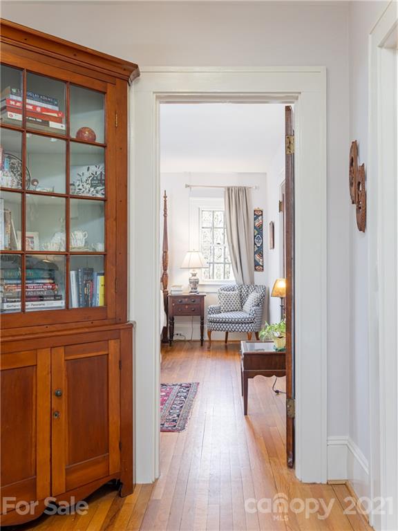 26 Normandy Road Asheville, NC 28803 - Photo 17 of 46 Gallery Image 17