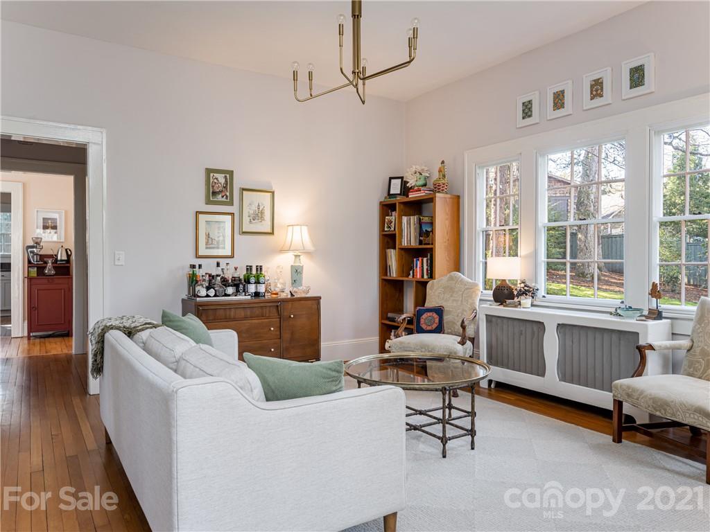 26 Normandy Road Asheville, NC 28803 - Photo 4 of 46 Gallery Image 4
