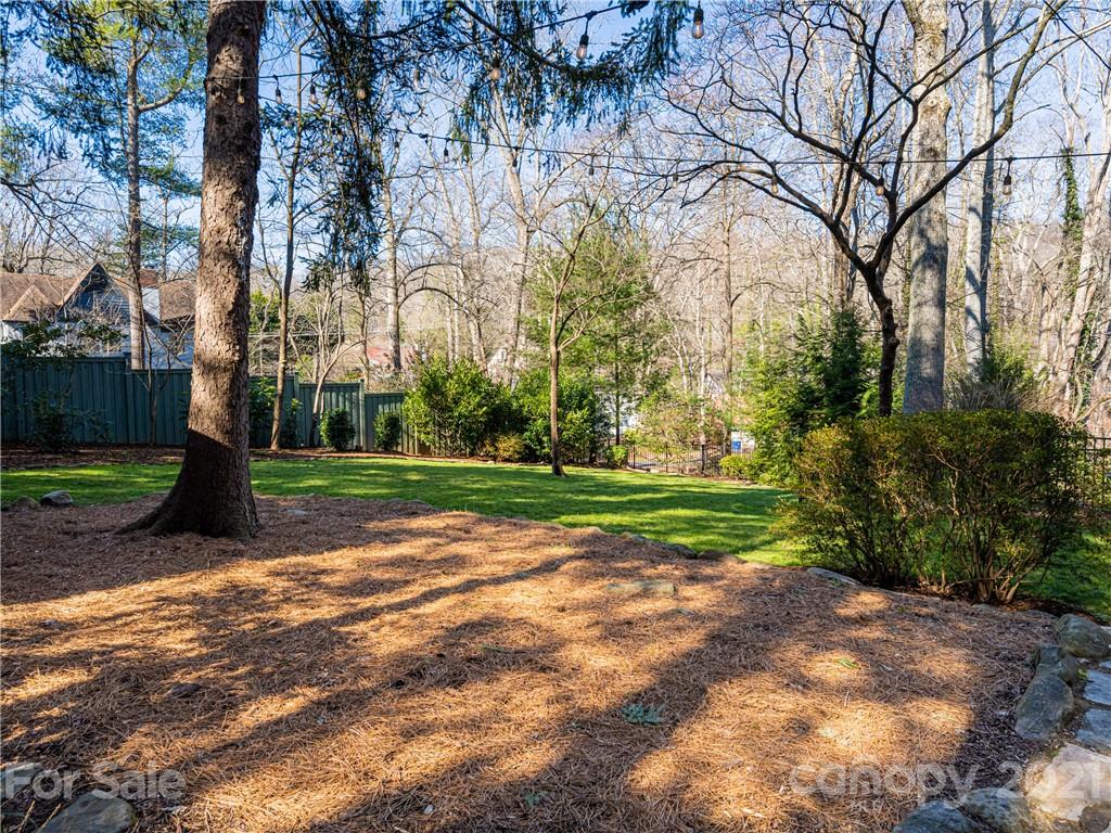 26 Normandy Road Asheville, NC 28803 - Photo 32 of 46 Gallery Image 32