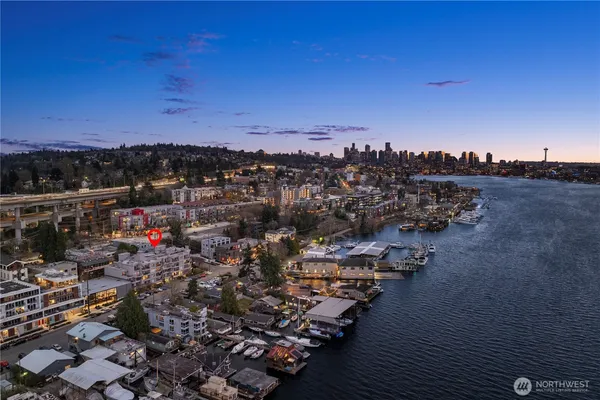 $799,000 | 3100 Fairview Avenue East, Unit 302, Seattle, WA 98102