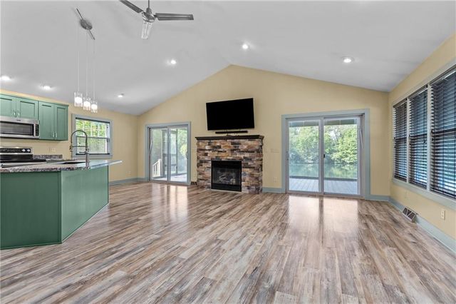 $625,000 | 279 Elliott Road, Grove City, PA 16127