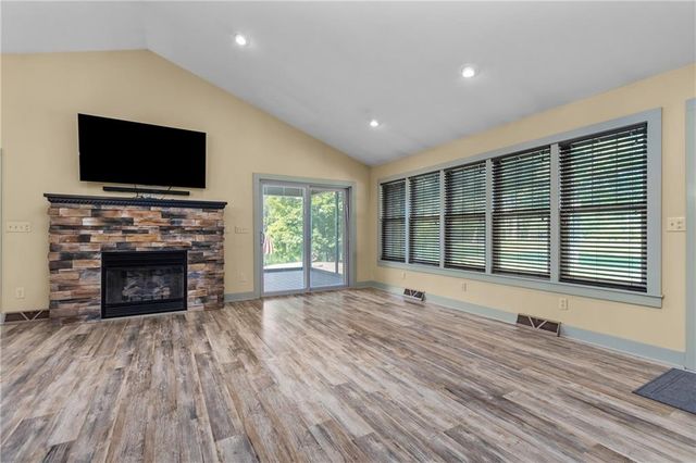 $625,000 | 279 Elliott Road, Grove City, PA 16127