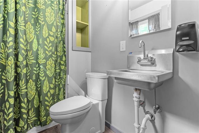 $625,000 | 279 Elliott Road, Grove City, PA 16127