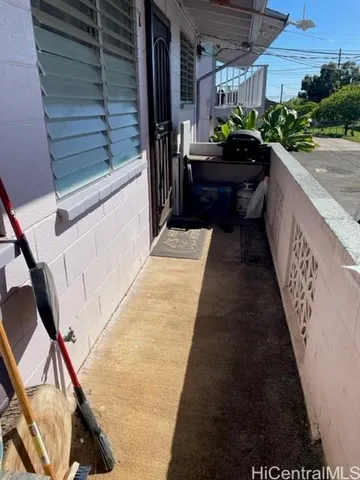 $1,950 | 608 Judd Street, Unit A, Honolulu, HI 96817