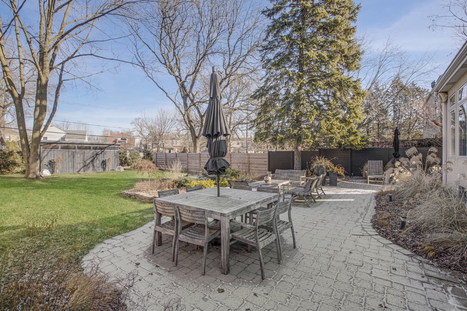 522 Uvedale Road Riverside, IL 60546 - Photo 33 of 41