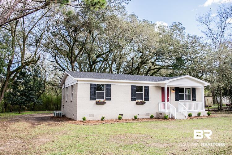 5799 Hillview Road Mobile, AL 36619 - Photo 2 of 23