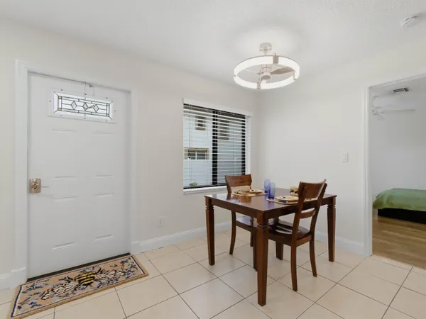 $1,888,000 | 825 Dogwood Drive, Delray Beach, FL 33483