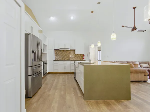 $1,888,000 | 825 Dogwood Drive, Delray Beach, FL 33483