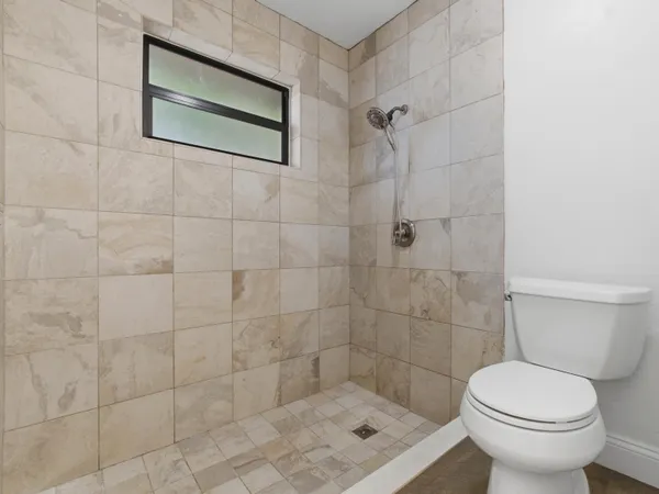 $1,888,000 | 825 Dogwood Drive, Delray Beach, FL 33483