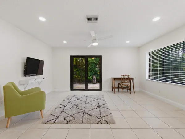 $1,888,000 | 825 Dogwood Drive, Delray Beach, FL 33483